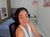 I am a risky girl who loves to try new experiences, I am a dominant girl, I like cheerful music, bring control in sex and my decisions but I also love to please my men