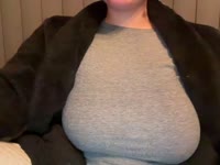 Would you like to empty your load for me?With me, you’ll get personal attention and a hefty dose of naughtiness.I