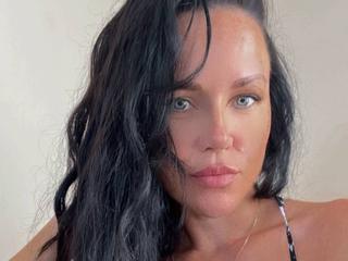 AriellaKiss