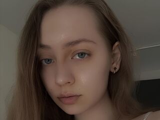 shaved pussy webcam EllieCornfield