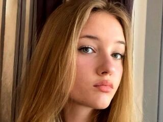 webcam strip tease show JaniJarema