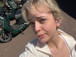 adult webcam KeilaTouchton