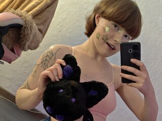 webcamgirl LunaWillson