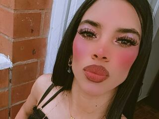 camgirl chat room MeliMoon