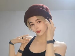 kinky webcam photo RoxannCobio
