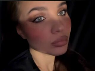 adult videochat room SeemaRedhouse