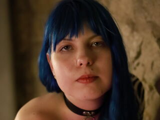cam strip tease SofiaBard