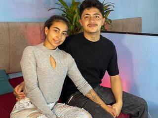 hot naked camcouple live show BrithanyandTyler