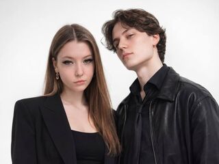 live sex cam picture LeoAndMira