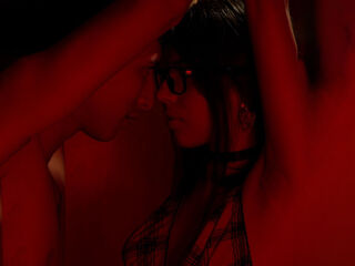 closeup live cam show MakyandTimmy