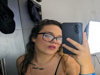 bedroom voyeur webcam ManeAndJulia