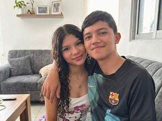 nude camgirl fucked by stranger ZelinaAndJackso