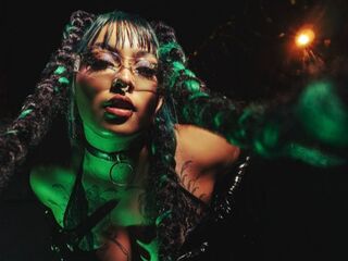 camgirl bdsm show MadyWestt