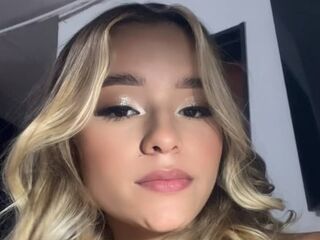 hot strip tease web cam AaishaCollin