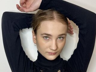 cam girl playing with vibrator AdamMcghin