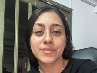 webcam strip tease show AikosLorens