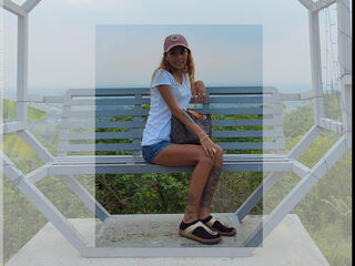 naughty camgirl photo Akhisha