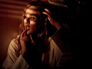 naughty cam girl fingering pussy AlexandraBallish