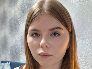 nude webcam AliaFerrarini