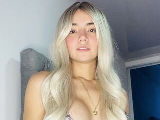 naked cam girl masturbating with sextoy AlisonWillson