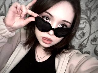 girl topless AminaBaudoin