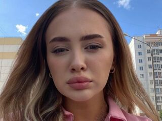 cam girl showing tits AnnettaToran