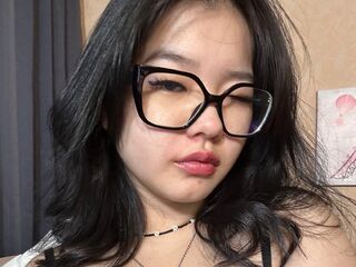 naughty camgirl fingering shaved pussy AomiLei