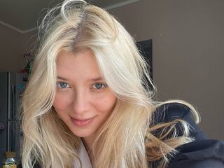 masturbating cam girl AshleaVadner