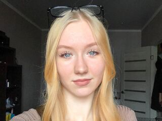chat room sex webcam AvelinaSeide