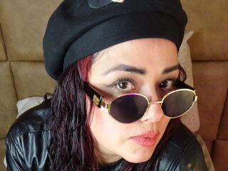 hot strip tease show BayoliOsloni