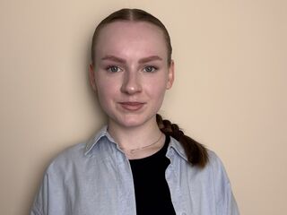 hot livecam BettyannGrenon