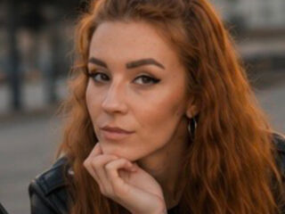 adult cam BonnieHansen