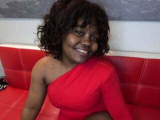 nude webcamgirl pic CarmenDubois