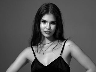 naked camgirl gallery CelesteHadids