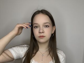 naked cam chatroom CharleneAplin