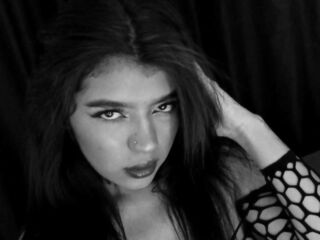 webcamgirl chat CharlotheLee