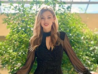 naked webcam girl photo CharlotteReimer