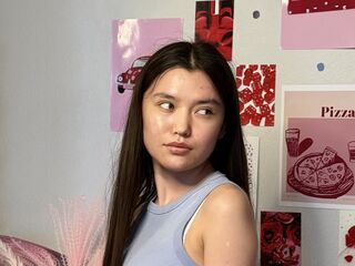 camwhore masturbating ClorindaOrkwis