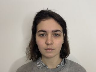 sexy camgirl chat CorinaHariri