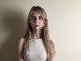 fingering cam girl CrissyLescano