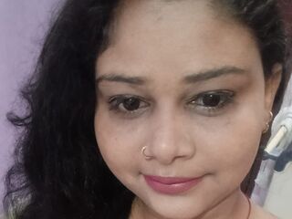 live chat room CurvySoniya