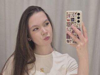 camwhore fingering shaved pussy DaniellBonilla