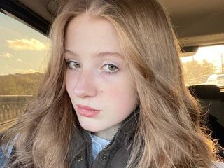 free nude cam DaniellaSunshine