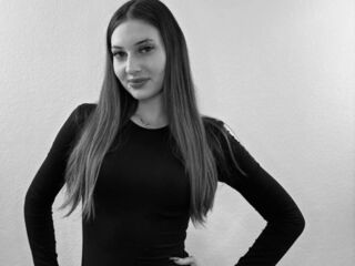 adult webcam chat room DaynaNicholls