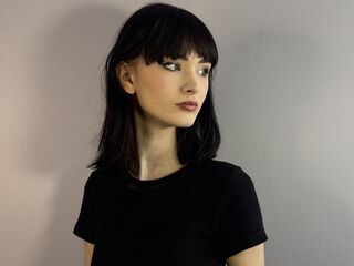 camslut topless DebbiHappy