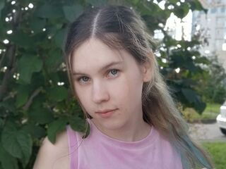 webcamgirl DeidreSarin