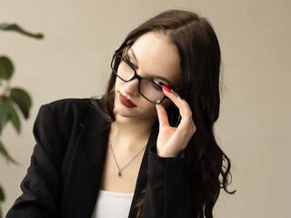 free sex cam DelaineLamie