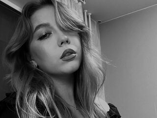 cam girl fingering DevonaDalal