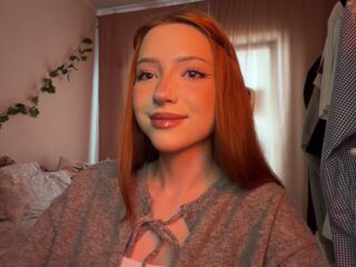 nude camgirl pic DianniLinell