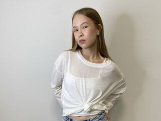 naked girl with live cam fingering DortheyVath